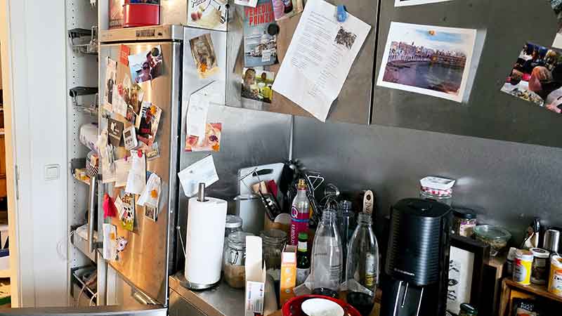 3a haushaltsaufloesung kueche kuehlschrank chaos blankenese
