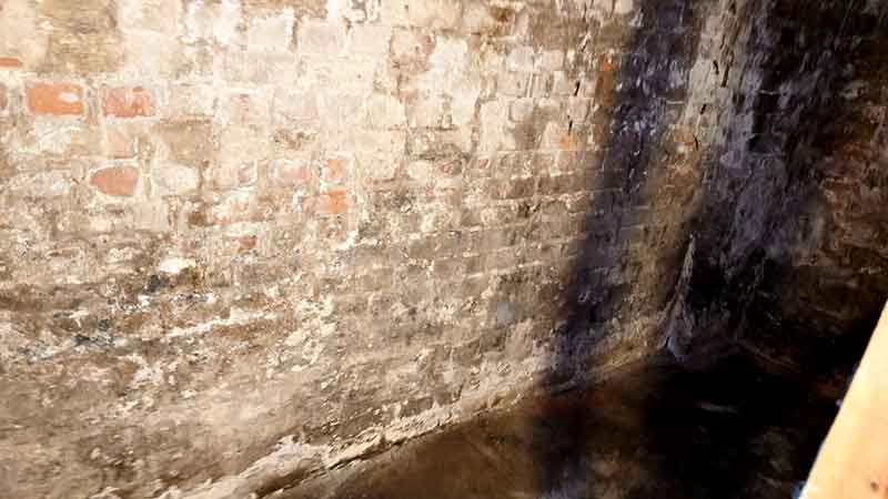 10 rissen kellerentruempelung historisches mauerwerk