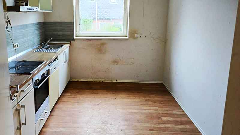 05 rissen messiewohnung kueche nachher