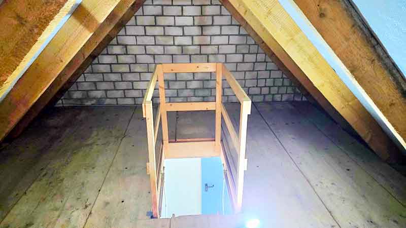 3 wedel dachbodenentruempelung nachher